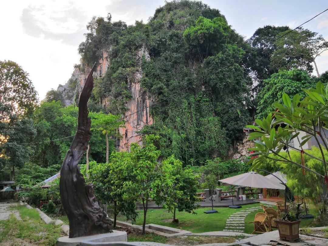 Hotel Rocky Farm Ipoh Exterior foto